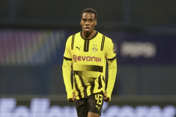 Guardian: Chelsea pushes to sign Gittens & Kudus and contacts Brighton to ask Joao Pedro