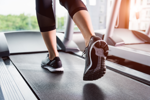 Do you lose weight faster when exercising on an empty stomach? Sports nutritionists tell you the truth with a practical experiment