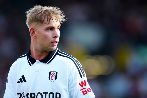 Smith Rowe ends his losing streak! Fulham lost 8 and drew 1 at home against Manchester United in the last 9 Premier League games