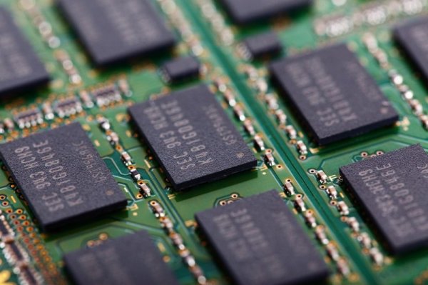 The memory market is booming, and the beneficiary stocks of Nanyako, Huabon Electric and CNK continue to close