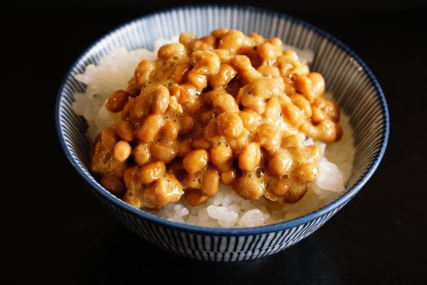 Fermented foods from beans help lower blood pressure and blood lipids. Are miso, soy sauce and fermented tofu effective?