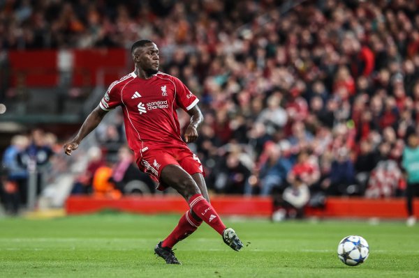 British media: Liverpool is discussing whether to sign central defender in January and continue to strive for a contract renewal of Konath