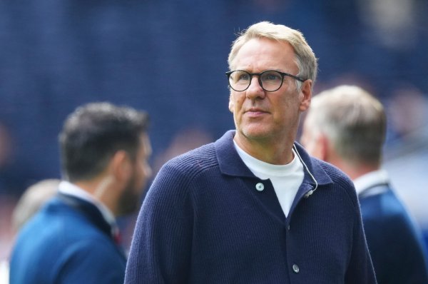 Merson predicts the results of this round of Premier League: Chelsea 1-1 Liverpool, Manchester City s two champions Arsenal wins