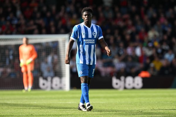 Brighton boss: Manchester United are indeed interested in Baleba this summer, but he is not for sale