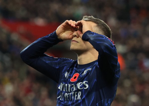 Rooney talks about the Premier League situation: Arsenal and Manchester City are the favorites to win the championship, I tend to be optimistic about the Gunners