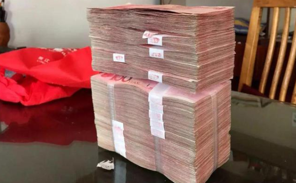 Repay kindness with hatred! A woman s claim for RMB 150,000 after being hit and disabled by a dog was rejected. Helper: Good intentions are not rewarded!